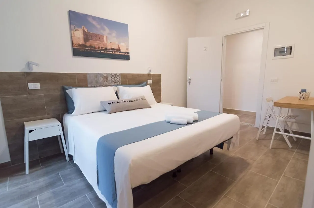 Raudino Rooms Siraküza 0*,  İtalya