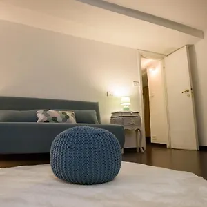 Piccoli Leoni 3*, Gênes Italie